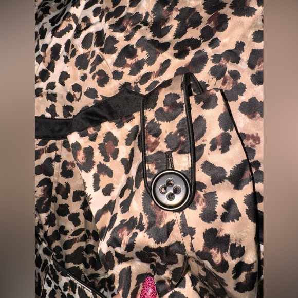 COPY - Bebe Leopard Print Trench Coat - Picture 6 of 7